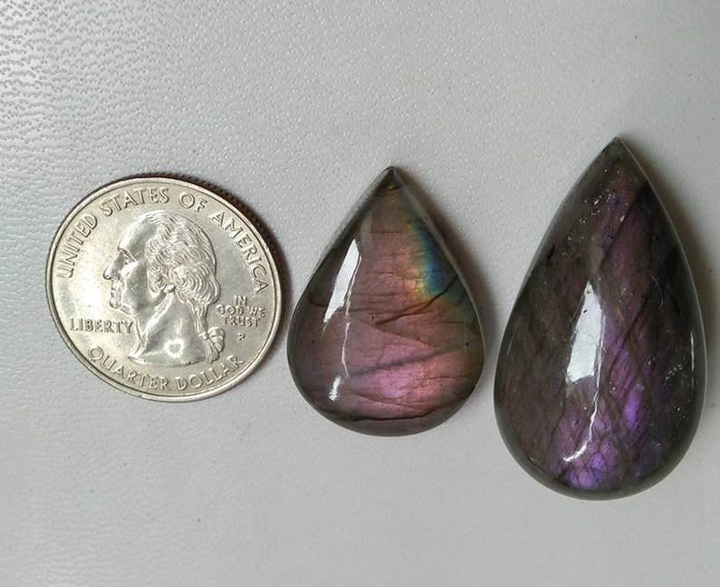 Natural Labradorite Cabochon Purple FlashLabradorite 82.9 CTS 34x19 MM Gemstone for Wirewrapp DIY Ring Pendant Jewelry Supplies