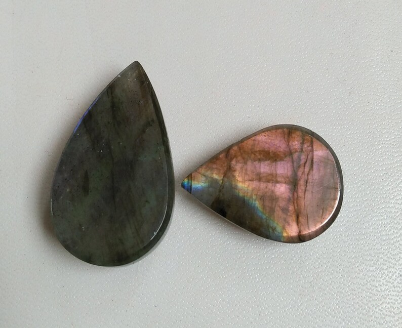 Natural Labradorite Cabochon Purple FlashLabradorite 82.9 CTS 34x19 MM Gemstone for Wirewrapp DIY Ring Pendant Jewelry Supplies