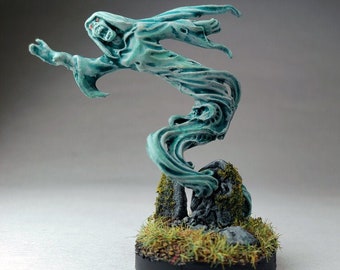 Ghost / Painted Reaper bones miniature / Dungeons and Dragons D&D DnD Pathfinder Frostgrave Pathfinder / Feypainting