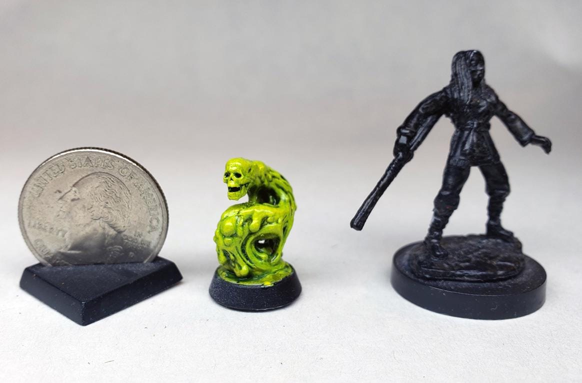 Painted Death Slime Resin Miniature Skull Head Dungeon Vermin