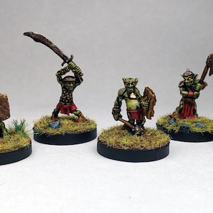 CUSTOM painted goblin warband / Reaper bones miniatures DnD Pathfinder Frostgrave Dungeons And Dragons D&D wargaming Gloomhaven Feypainting