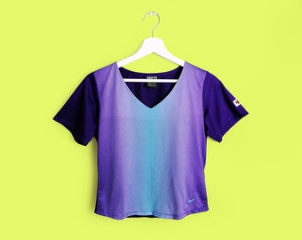 Vintage 90's Y2K NIKE Dri-Fit Fitness Stretch Sport Athletic Top T-shirt  Purple Ombre Workwout Women Top - size S-M