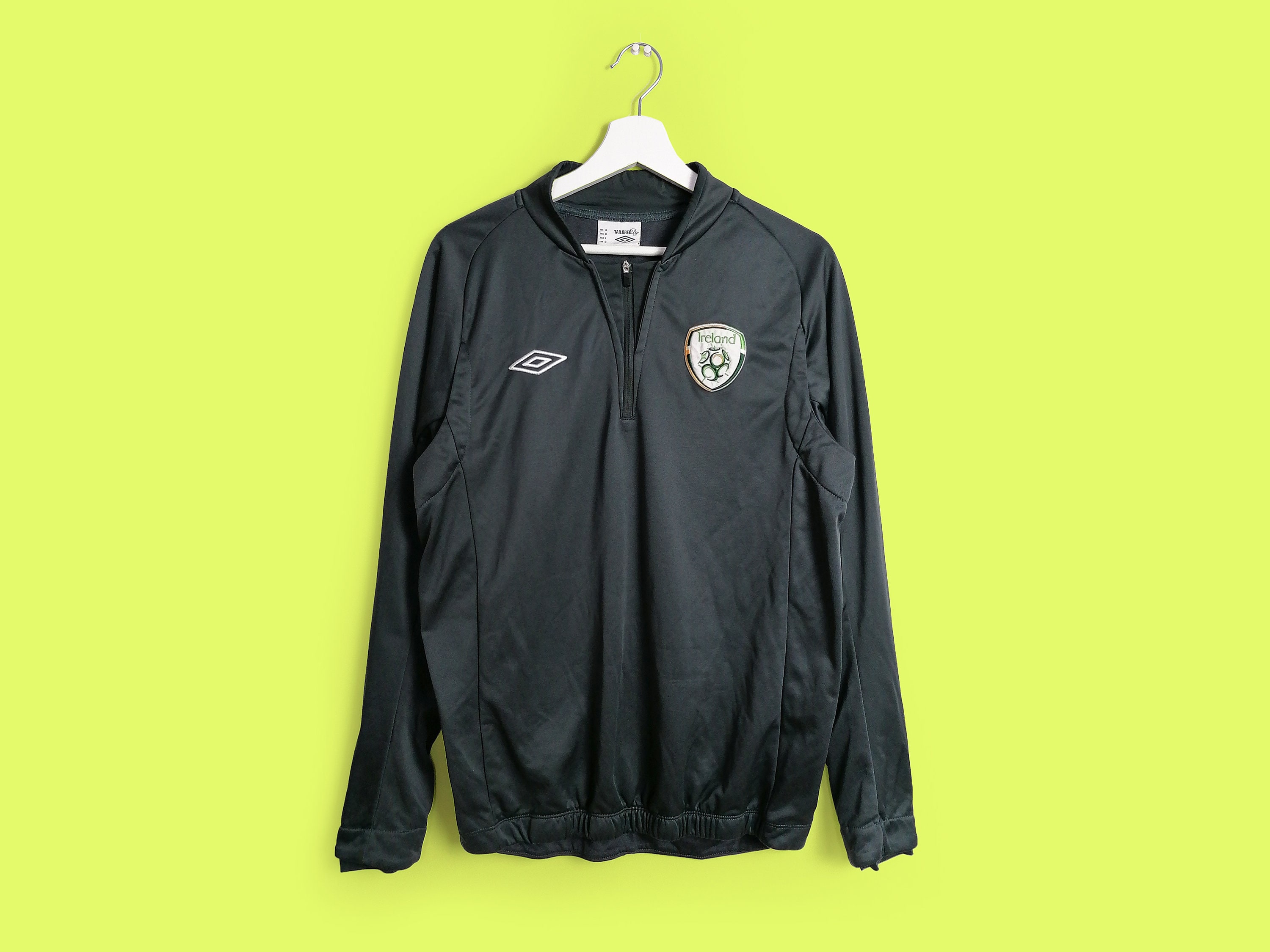 00's umbro Ireland warm-up jacket