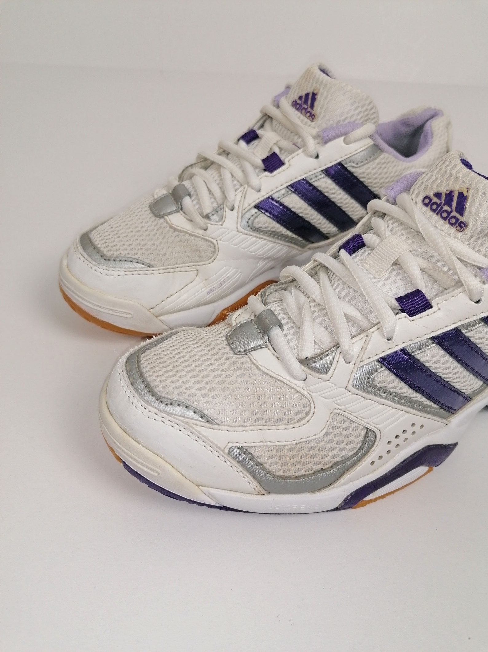 adituff shoes