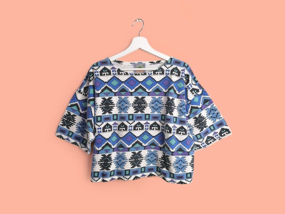 CHECK UP Vintage 80's 90's Boho Hippie Unisex Over-sized Retro Patterned Cotton Knit Crop Top Sweatshirt / T-shirt / Blue White | Size S-M
