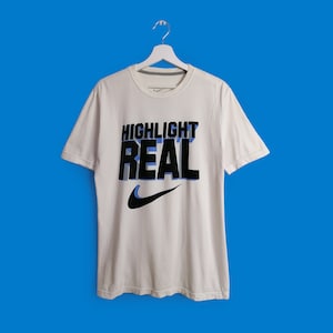 NIKE Vintage jaren 90 NIKE Unisex T-shirt met logo op de voorkant