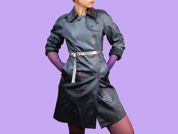 Vintage Y2K Shiny Trench-coat PVC in Liquid Grey
