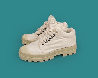 Vintage 90's Y2K Canvas Platform Sneakers  Creepers Club Kid Grunge Trainers Sneakers - size EU 36 / us 5 - 5.5 /UK 3 -3.5