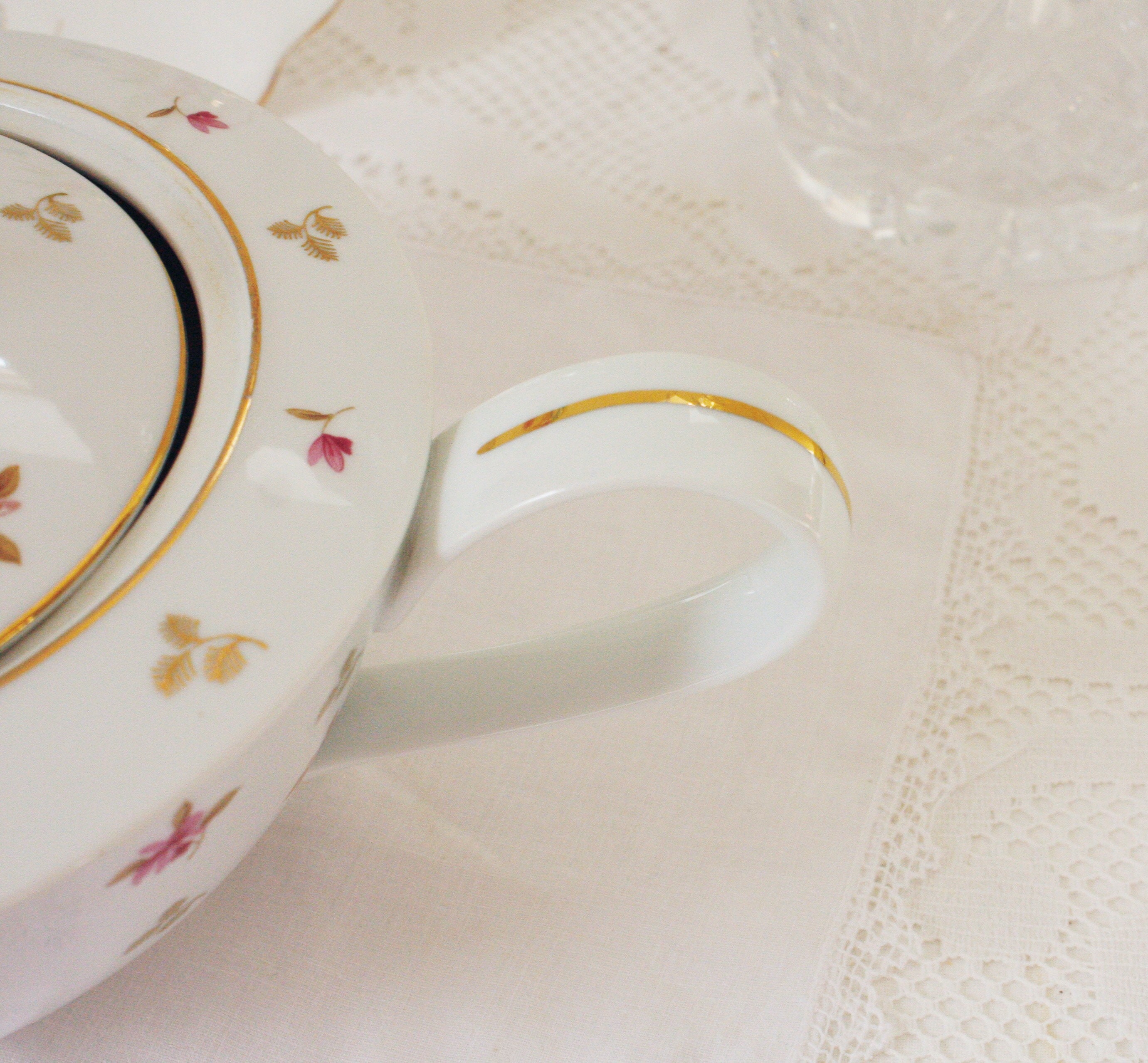 Rosebud Vintage Teapot Decorated With Rosebuds a Great Size Etsy