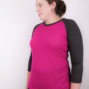 Women's extra tall baseball tee extra long fuschia and grey 3/4 sleeve raglan tee image 4