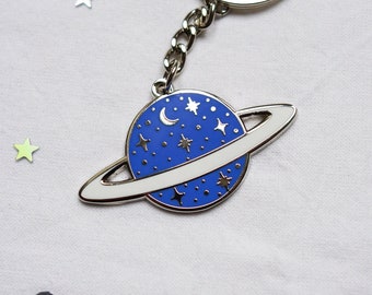 Dark blue planet keychain - hard enamel keychain - space - Saturn - planet with stars and moon