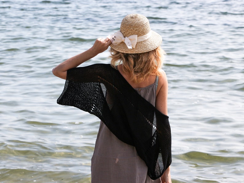 Zwarte bolero schouderophalend gebreid katoenen vest dames zomerjas gemaakt in Spanje strand gehaakte handgebreide schouder cover-up losse pure trui afbeelding 8