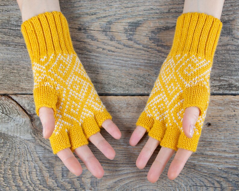 Merino wool winter gloves navy blue gloves women knit gloves Etsy