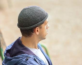 Mens knit hat deep forest green merino wool men toque short trawler beanie  hand knitted fisherman hat winter beanie rolled brim scull cap