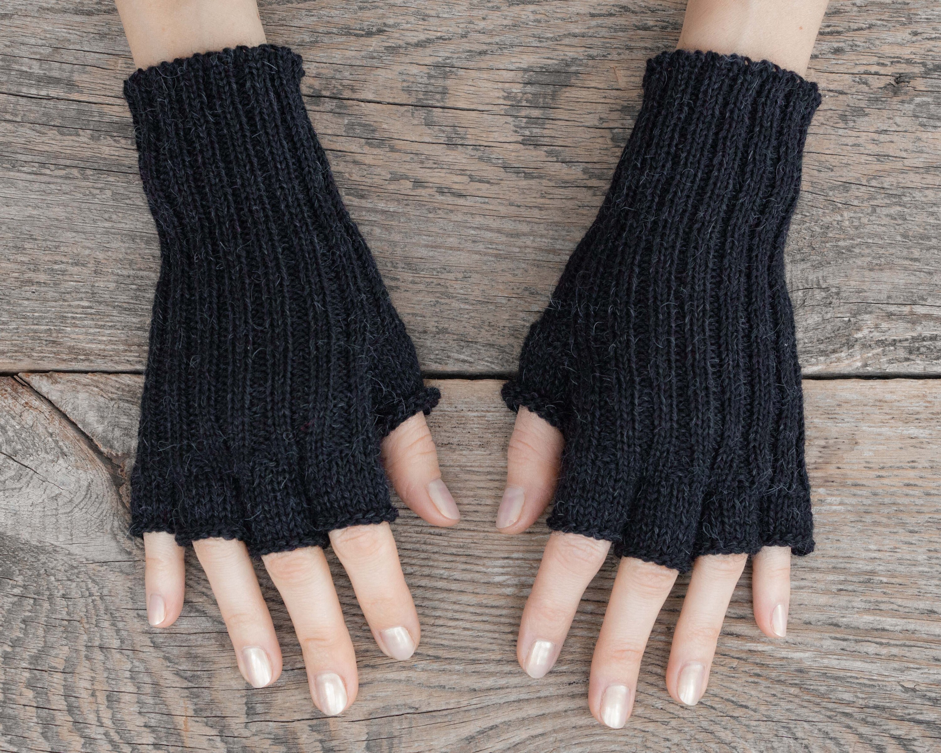 Women Men Soft Half Finger Gloves Winter Warmer Knitted Mittens Fingerless FJ 
