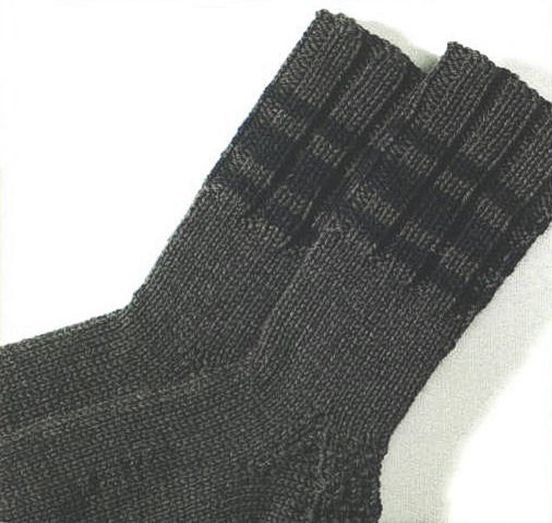 Vintage knitting pattern knit hiking socks PDF digital download wool mens socks worsted weight yarn aran 10 ply, double-pointed needles image 2