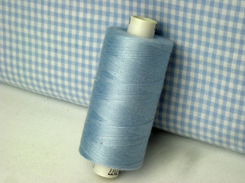 Coats sewing yarn 1000 m helblau image 2