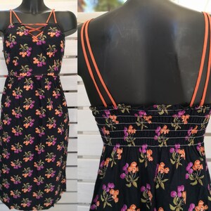 Vintage 70s floral smock back strap dress Size 36 FR image 2