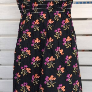 Vintage 70s floral smock back strap dress Size 36 FR image 7