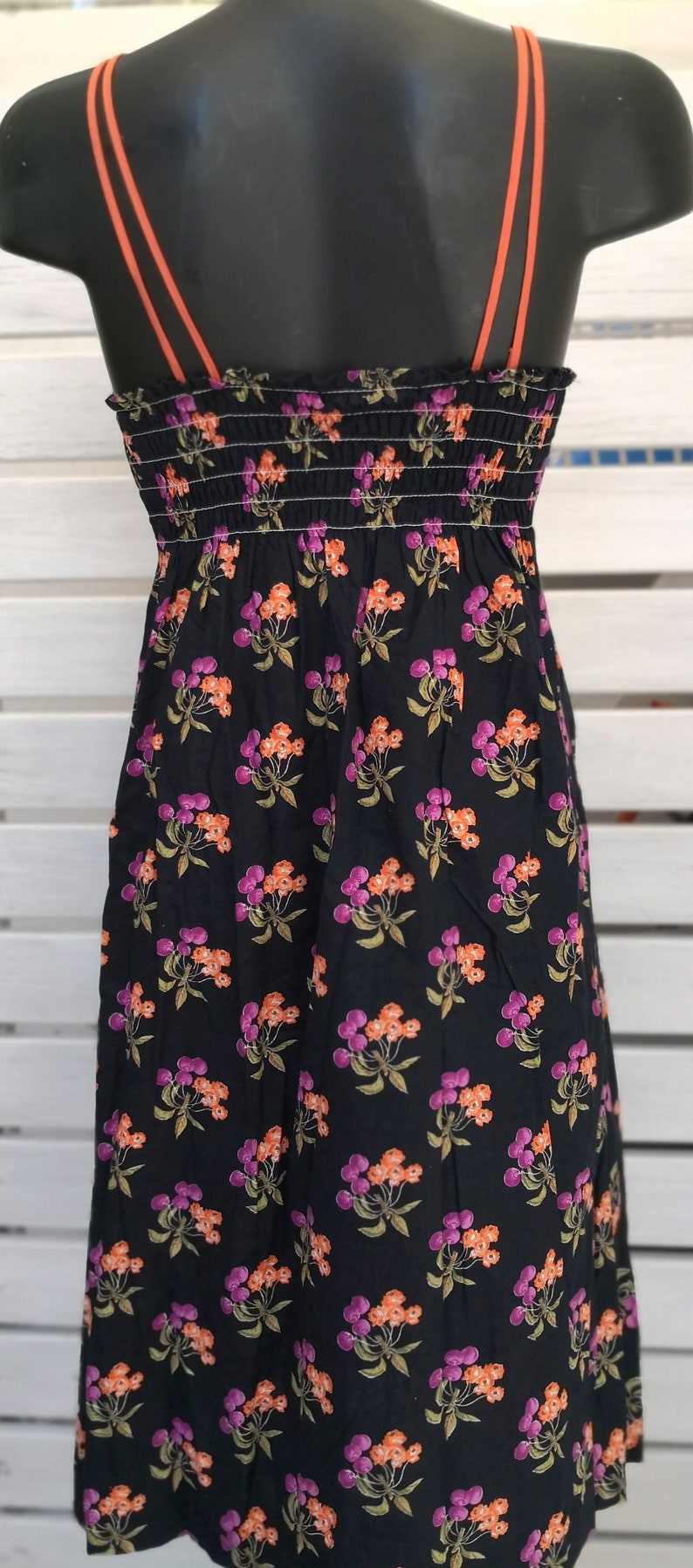 Vintage 70s floral smock back strap dress Size 36 FR image 7