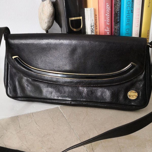 Bolso vintage 60s tipo cartera de simili piel negra