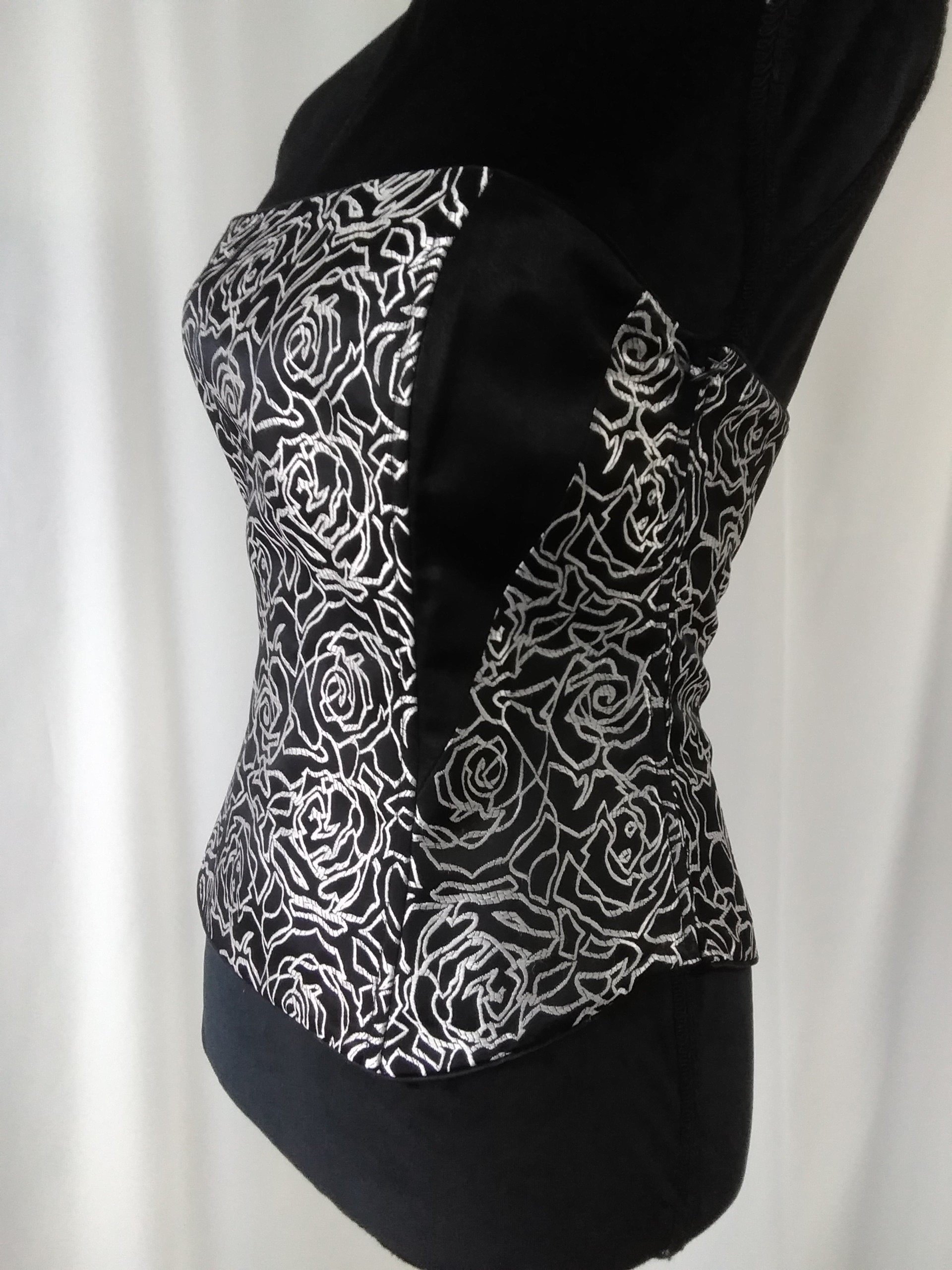 Corset Top, Corset Bustier, Black Corset With Silver Print, Vintage Corset,  the Clasp Has a Lock on the Side, 