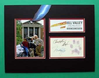 WYSTAWA AUTOGRAFÓW „Powrót do przyszłości” Unikalne dzieło Michaela J. Foxa i Christophera Lloyda