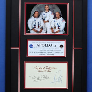 APOLLO 11 AUTOGRAPHS limited edition 30x40 cm double mat framed artwork display Neil Armstrong Buzz Aldrin Michael Collins ver. 2
