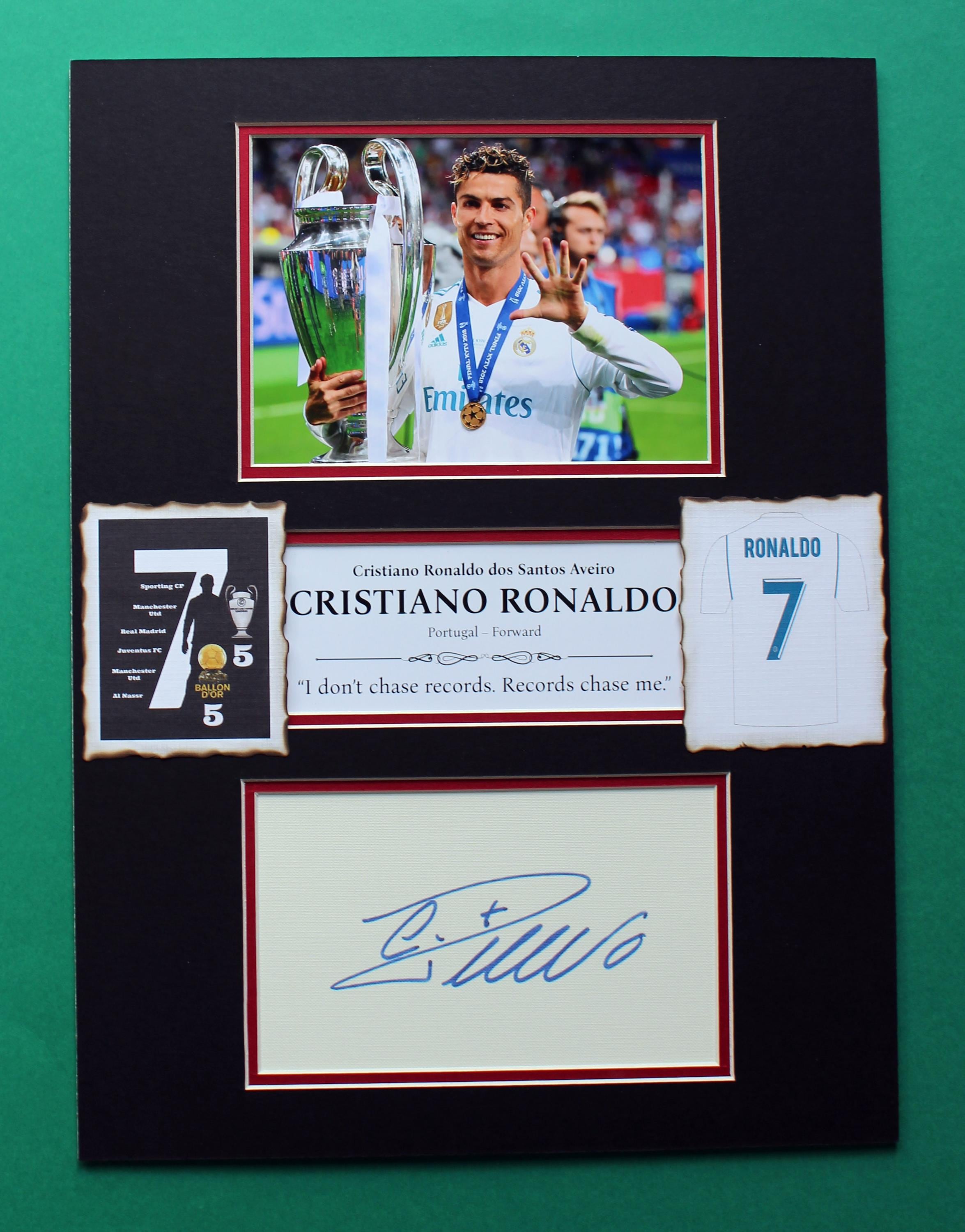 Cristiano ronaldo signed ball - Etsy 日本