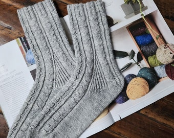 Wool socks, women socks, warm cozy gray women socks, handmade socks, knitted socks