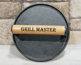 GRILL MASTER Weighted Press Personalized Custom Name Initials Cast Iron Burger Steak Weight Engraved Meat Press Gift BBQ Grilling Tools Gift