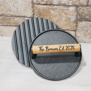 Family Name Est. Weight Press Personalized Custom Cast Iron Burger Steak Weight Engraved Meat Press Gift BBQ, Engagement housewarming Grill