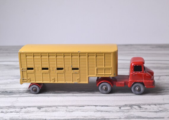 matchbox cattle truck