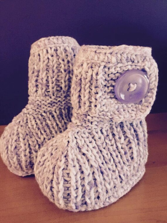 Botas de estilo Ugg para bebé tejidas a mano | Etsy México