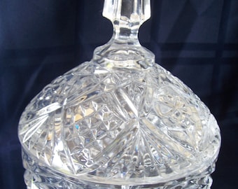 Vintage midcentury plomo cristal cubierto Tri Footed Candy Dish