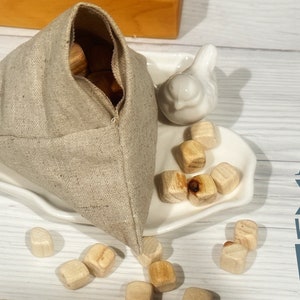 Linen Pouch with Hinoki Wood Natural Humidifier & Dehumidifier, Linen/Cotton Triangle Pouch with Hinoki Cypress Cubes Zero Waste Solution image 4