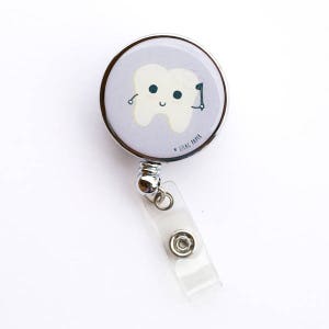 Fluoride Bath Heavy Duty Badge Reel - Lilac Paper Dental Tooth