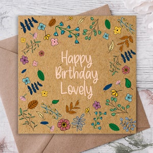 Joyeux anniversaire Carte de style Kraft pour amie sœur maman belle-mère design floral Joyeux anniversaire Charmant