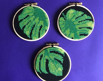 monstera leaf cross stitch kit, lush, green, tropical, palm leaf, plant, modern cross stitch kit with hoop included