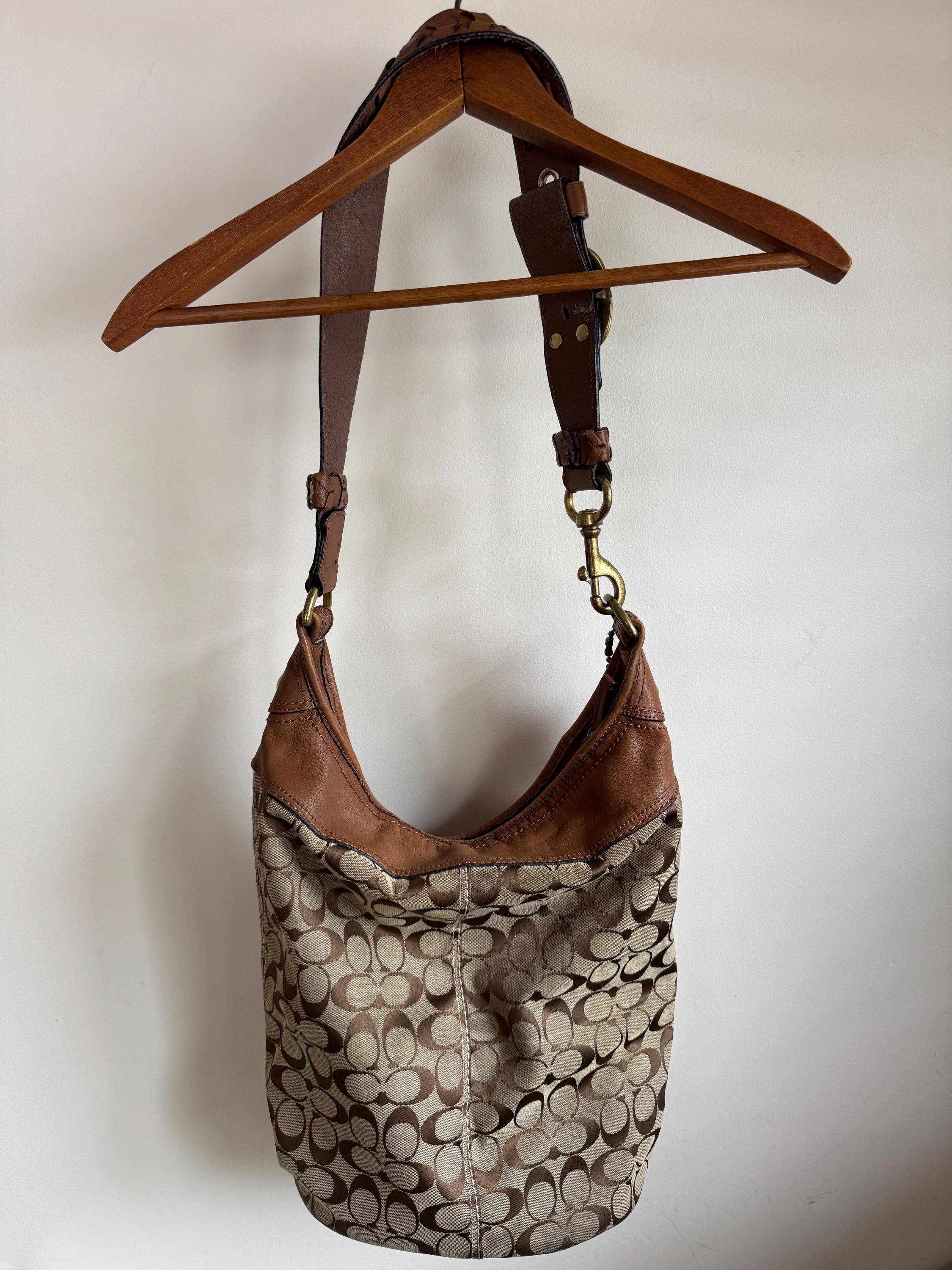 Big Vintage Coach Shoulder Handbag - Etsy