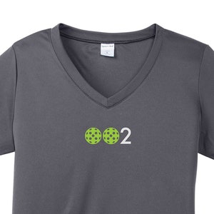Women&#39;s Pickleball Performance T-Shirt: Dri-Fit V-Neck