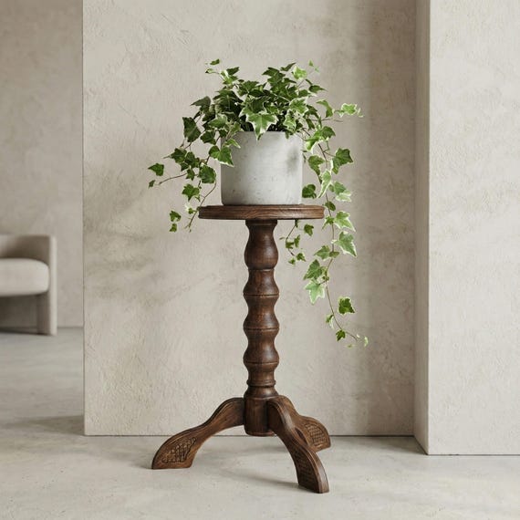 Dunkler Eichenholz Blumenständer Innen; 20 Zoll hoher Sockel-Pflanzer; Rustikaler Blumentopfhalter; Gedrechselter Hocker aus Holz; Solid Hartholz Display