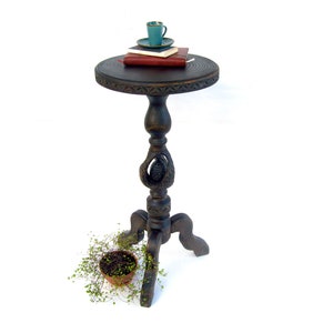 Tall column table w unique pedestal carved leg, Large wooden entryway side table, Unusual round hallway stand Solid turned wood coffee table