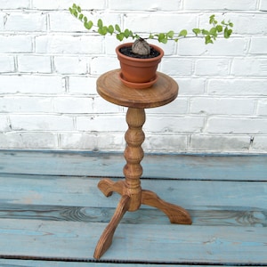 Hoher Blumentopfständer, Blumentopfständer aus Holz, rustikaler Farnständer Blumentopfhalter Mid Century Modern Eichenständer