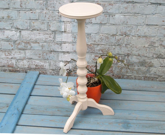 Pedestal plant stand deals