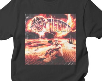 Camisa negra de portada insatisfecho