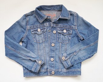 Girls DENIM Jean Jacket with Stenciled Pattern Size 10/12