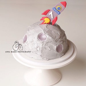Fondant Rocket Cake topper