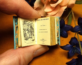 Pride and Prejudice Miniature Book: 12th Scale, Hand-Bound Leather