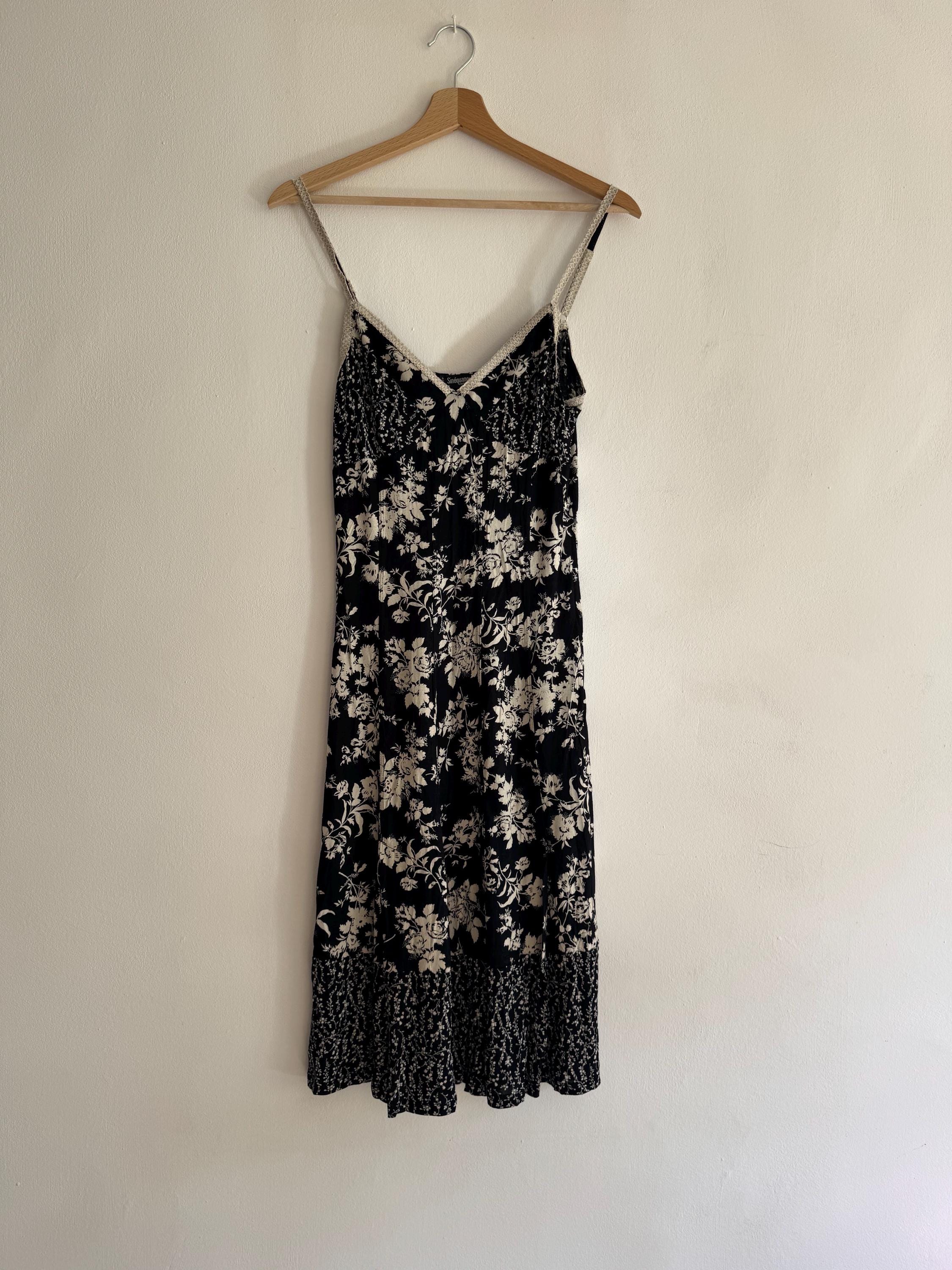 Vintage Sinquanone Paris Floral Lace Dress, Romantic French Chic French  Vintage Floral Dress / Parisian Romantic Slip Dress XS / S 2000s - Etsy  Israel